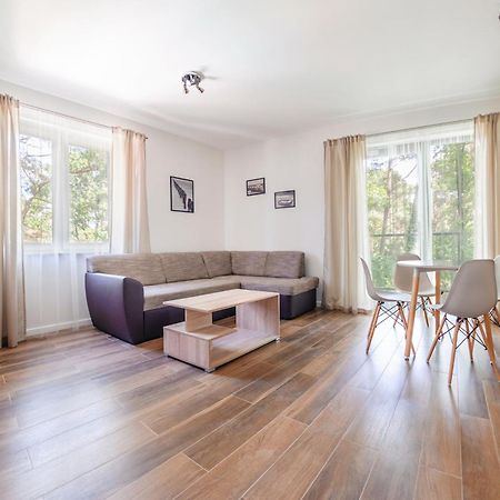 Pod Brzozami Apartamenty Dwie Sosny Ustronie Morskie Exteriör bild
